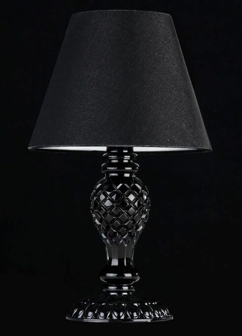 Лампа настольная MAYTONI Contrast ARM220-11-B