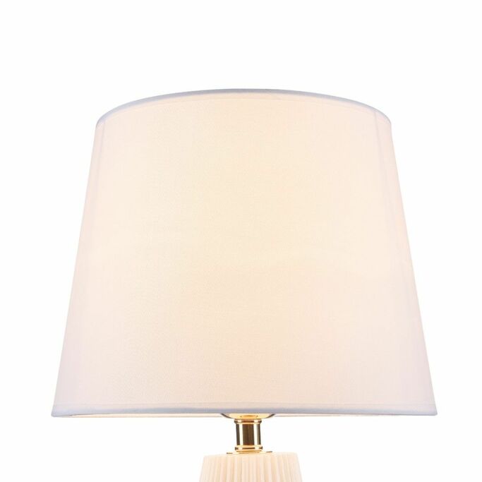 Лампа настольная MAYTONI Calvin Table Z181-TL-01-W