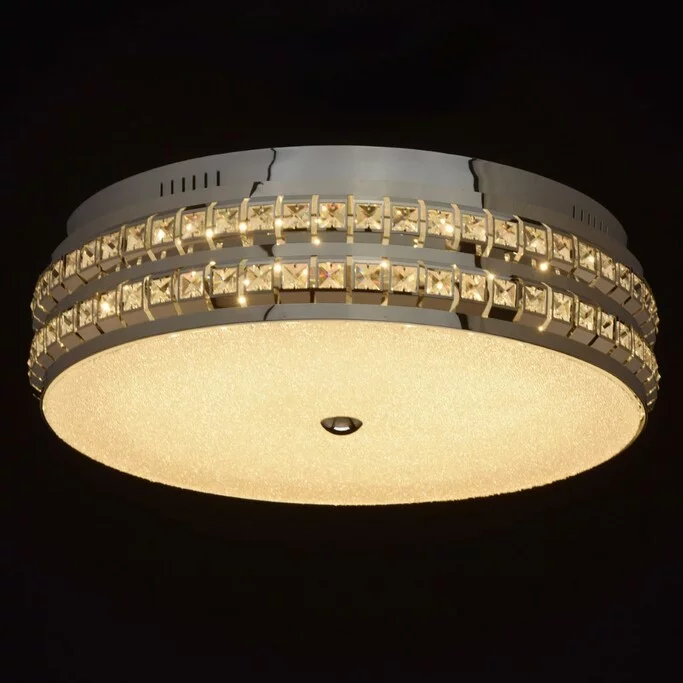 Люстра MW-LIGHT Ривз 674013501