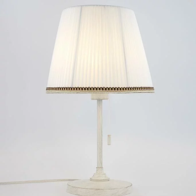 Лампа настольная CITILUX Линц CL402720