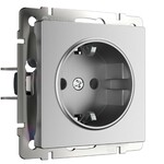 Werkel W1171165  Розетка с заземлением и шторками (серебряный матовый)