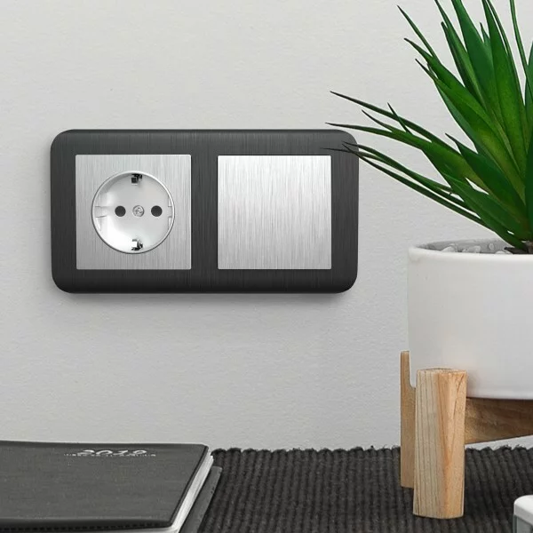 Werkel W1112009  Выключатель одноклавишный проходной (cеребряный рифленый)