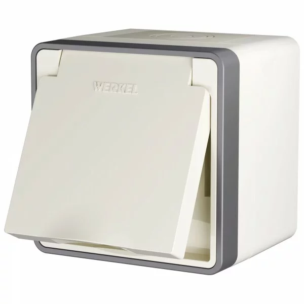 Werkel W5071203  Розетка влагозащ. с зазем. с защит. крышкой и шторками Gallant (слоновая кость)