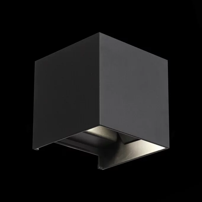 Уличный светильник ST LUCE STAFFA SL560.401.02