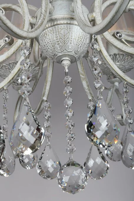 Люстра OMNILUX BELLUNO OML-79103-08