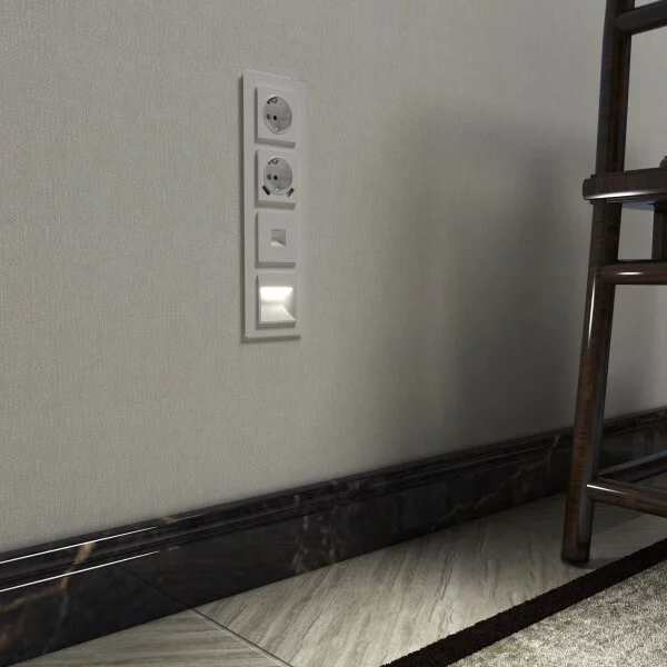 Werkel W0041105  Рамка на 4 поста Favorit (белый матовый,стекло)