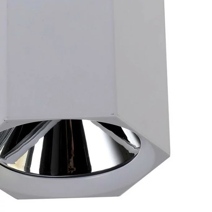 Точечный светильник FAVOURITE Hexahedron 2397-1U