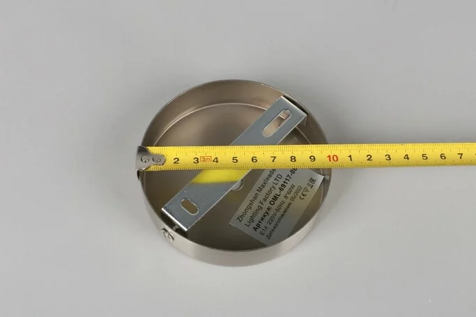 Люстра OMNILUX Ales OML-69117-08