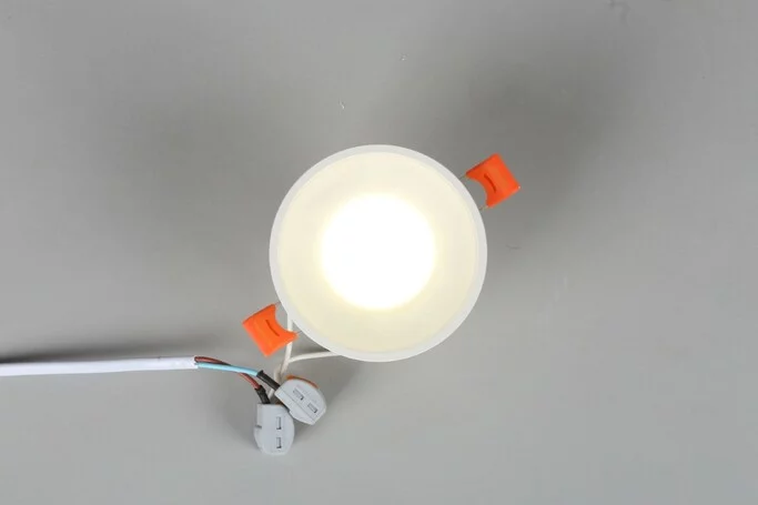 Точечный светильник OMNILUX NAPOLI OML-102709-01