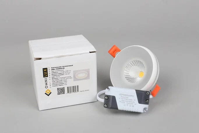 Точечный светильник OMNILUX Genova OML-102809-06