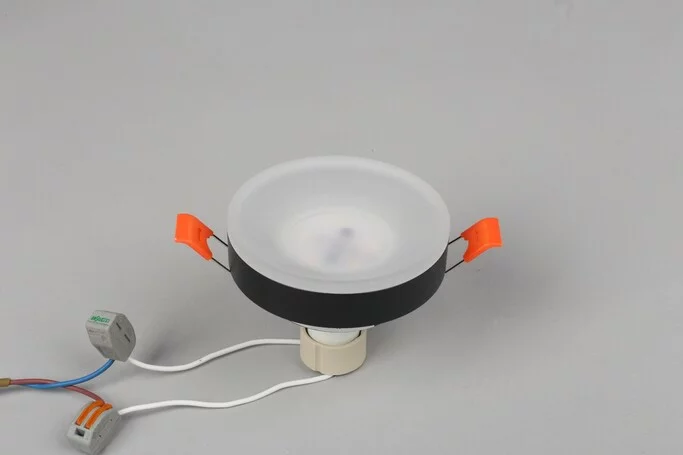 Точечный светильник OMNILUX Tevere OML-102919-01