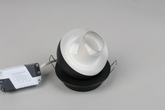 Точечный светильник OMNILUX MANTOVA OML-103019-08