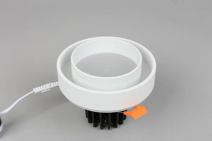 Точечный светильник OMNILUX Valletta OML-103209-15