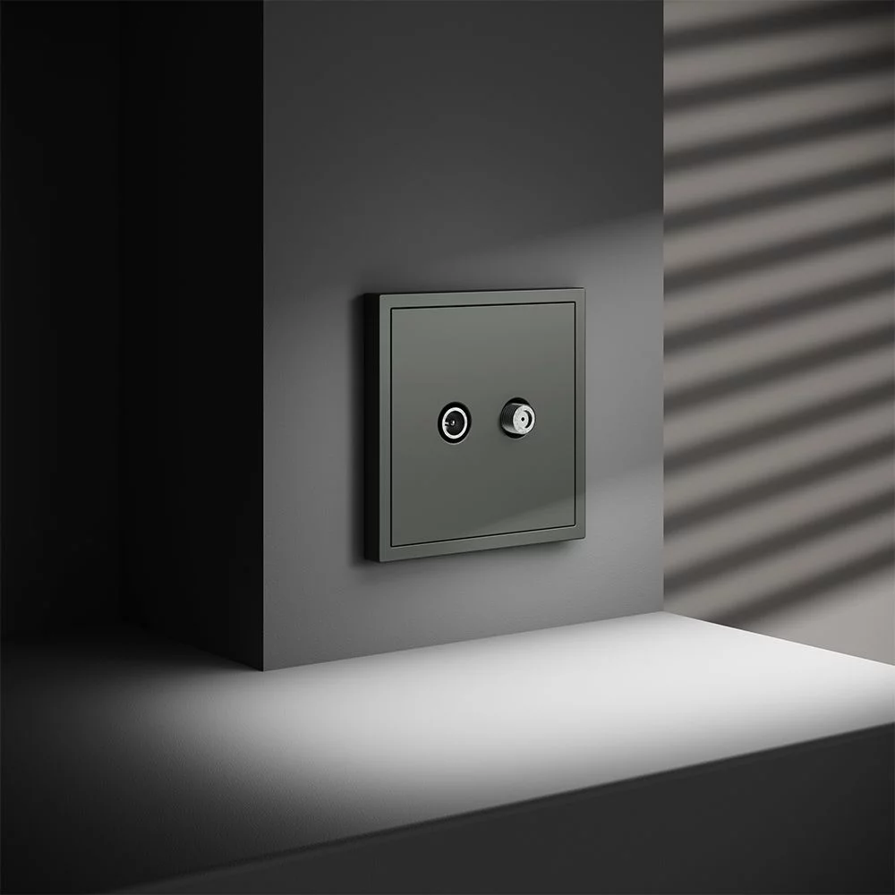 Розетка телевизионнная встраиваемая VOLTUM S70 оконечная TV+SAT, (титан) VLS060406