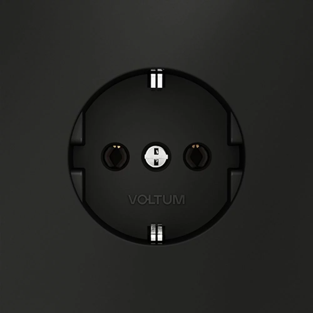 Розетка встраиваемая VOLTUM S70 с заземлением 16А, (черный матовый) VLS040108