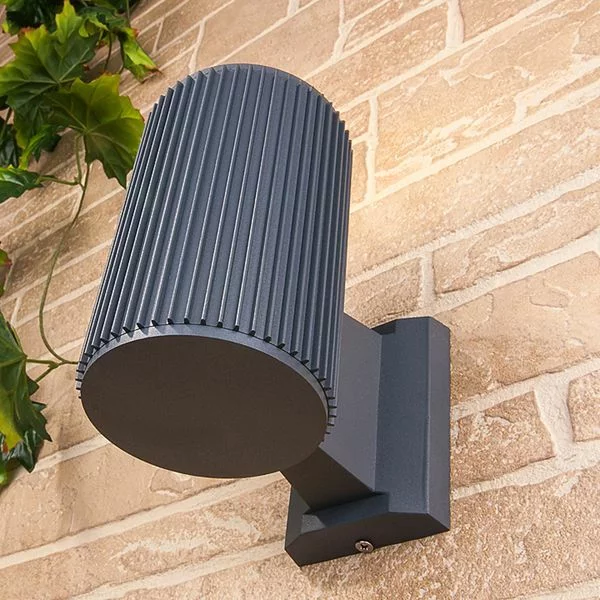 Уличный светильник ELEKTROSTANDART Strict 1404 TECHNO