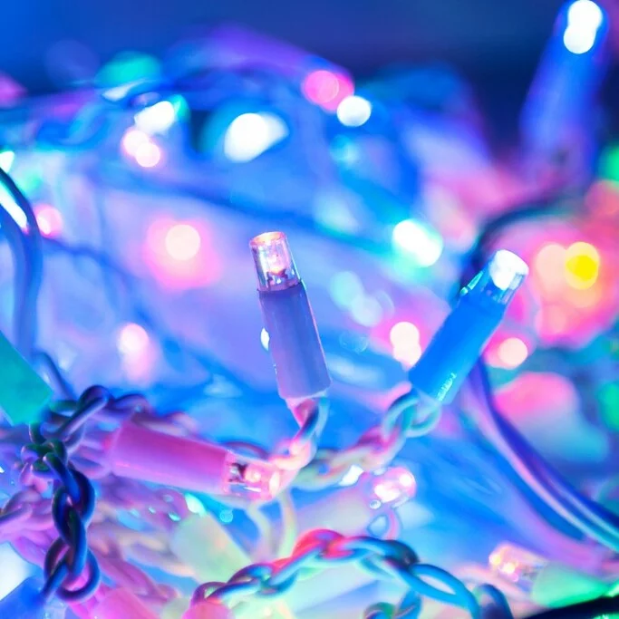 EUROSVET 100-101   гирлянда бытовая электрическая бахрома   мульти с эффектом мерцания