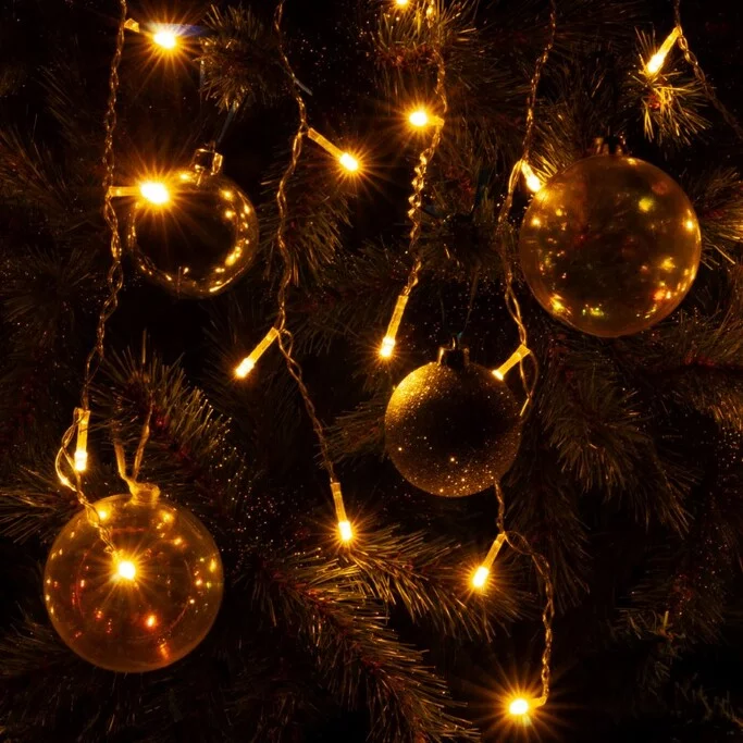 EUROSVET 100-001   гирлянда бытовая электрическая бахрома   теплый белый