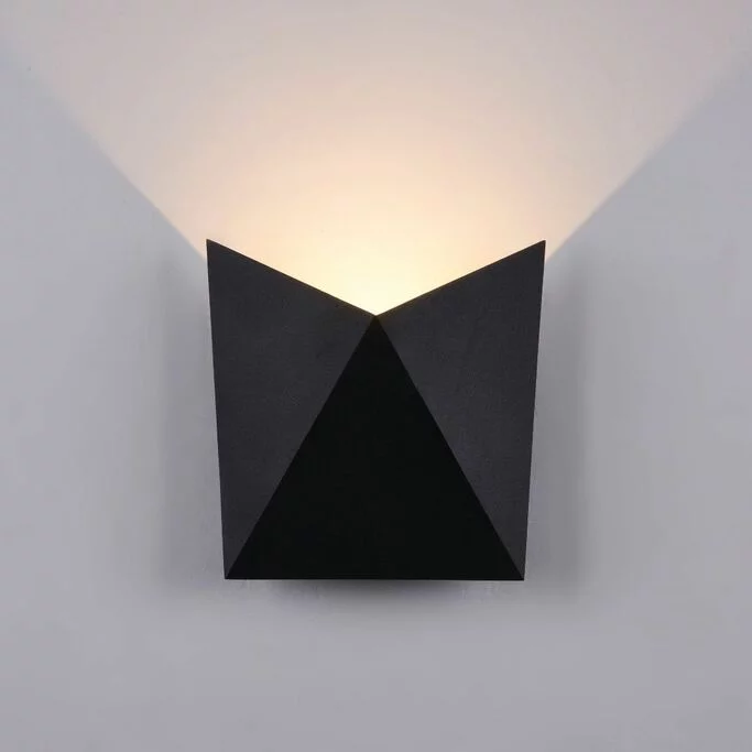 Уличный светильник MAYTONI Beekman O802WL-L7B