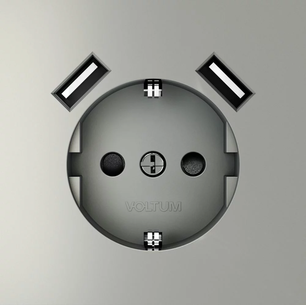 Розетка встр. VOLTUM S70 с заземлением и защитными шторками, 16А, с USB, A+A, (сталь) VLS040405