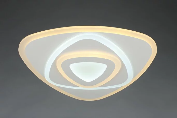 Люстра OMNILUX Gradara OML-05307-70