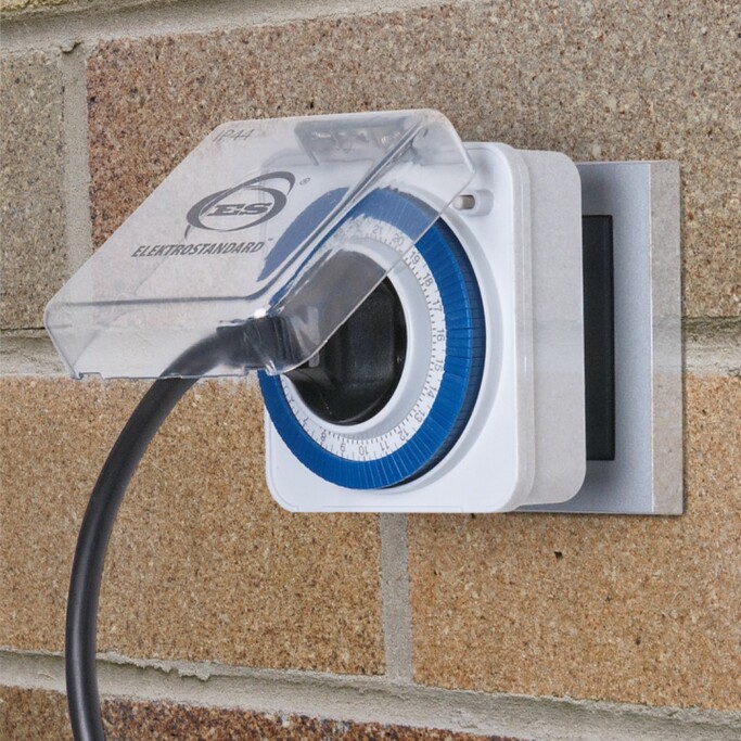 ELEKTROSTANDART TMH-M-2 16A x1 IP44 Розетка-таймер электронная Белый