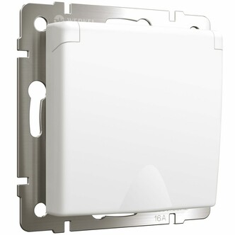 Werkel W1171261  Розетка с заземлением и шторками c крышкой IP44 (белый матовый)