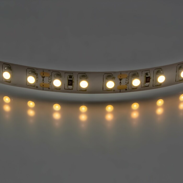LIGHTSTAR 400012 Лента 3528LED 12V 9.6W m 120LED m 3-4lm LED IP20 2700K-3000K 200m box ТЕПЛЫЙ БЕЛЫЙ 